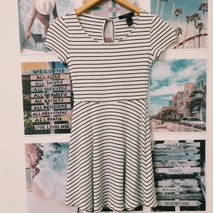 Forever 21 Striped Skater Dress Black & White